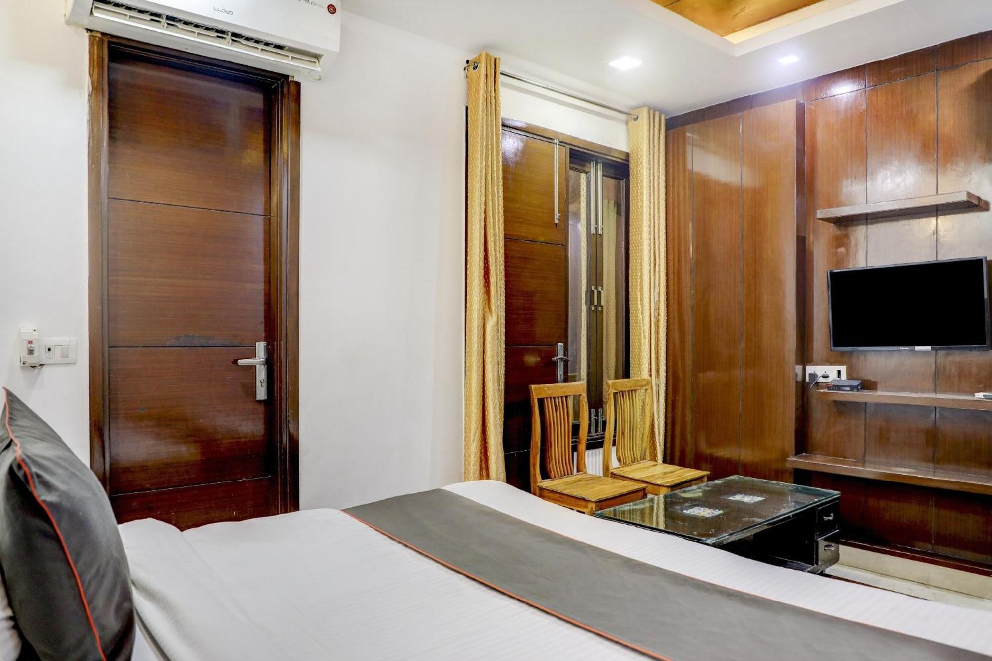 ניו דלהי Collection O R S Villa Near Lotus Temple מראה חיצוני תמונה