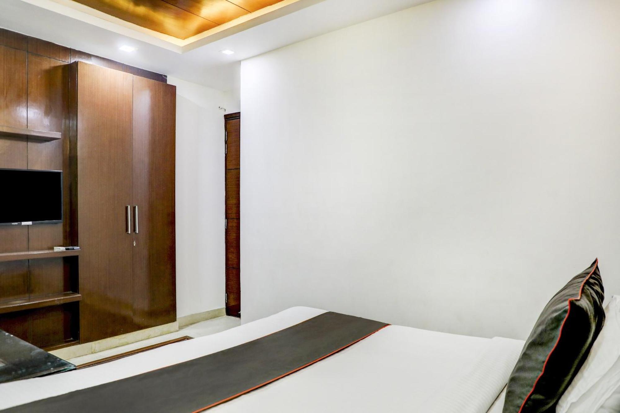 ניו דלהי Collection O R S Villa Near Lotus Temple מראה חיצוני תמונה